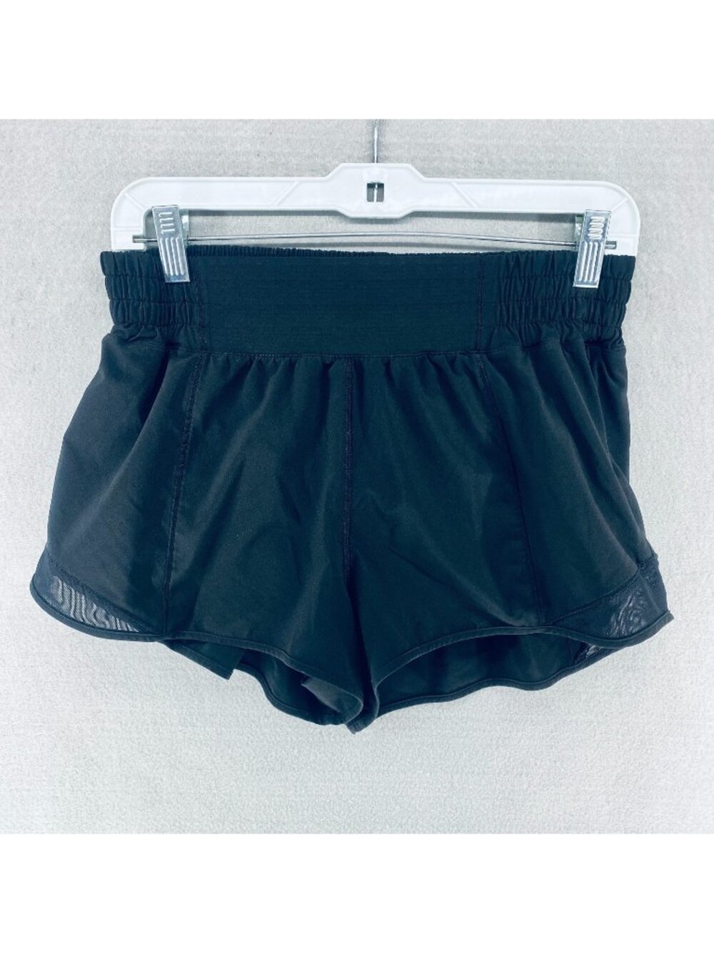 Lululemon Hotty Hot Shorts Womens 8 Black Pull On Lined Running